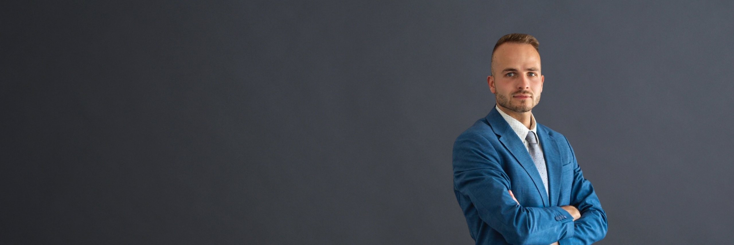 Mráz & Partners header image